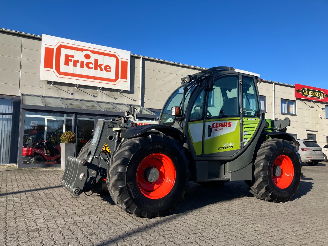 CLAAS Scorpion 7040 Varipower Biogas - Koparka + Ładowarka - Ładowarka teleskopowa