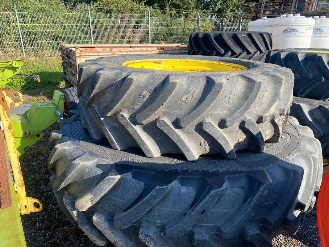 Alliance 420/85R34 + 520/85R46 - Räder/Reifen/Felgen - Zwillingsräder