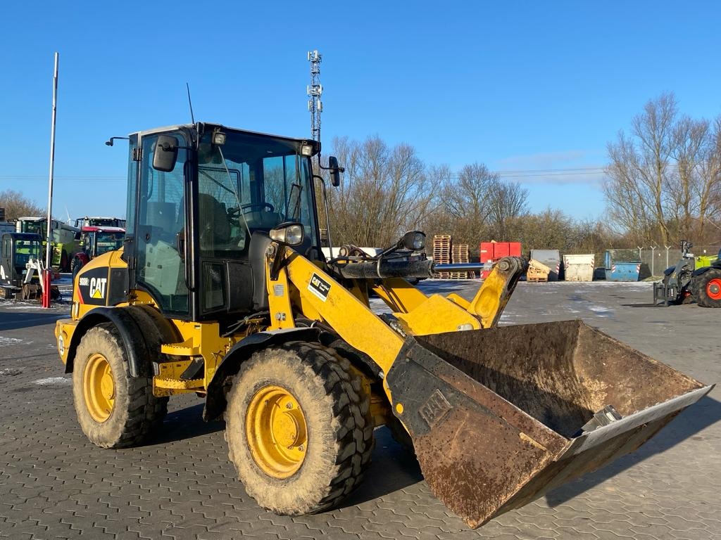 CAT 908 H2 - Bagger + Lader - Radlader