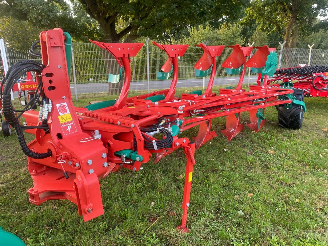 Kverneland 3300 S Variomat mit Packer - Soil cultivation crop - Plough