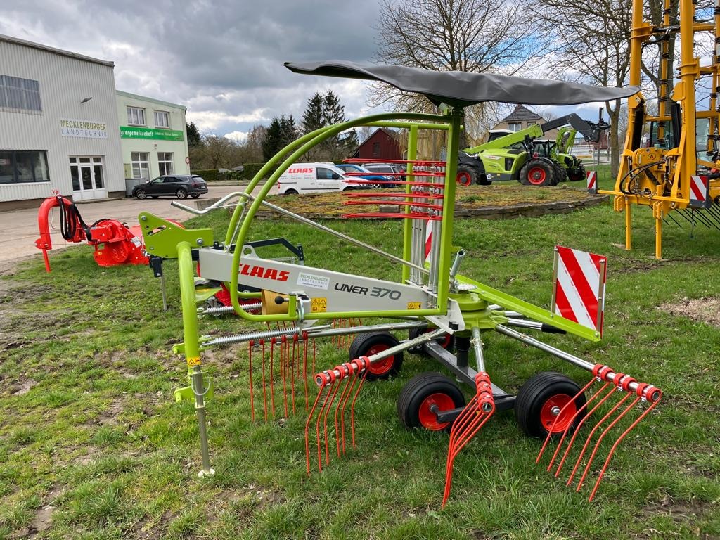 CLAAS Liner 370 Tandem - Grünlandtechnik + Futtererntetechnik - Schwader