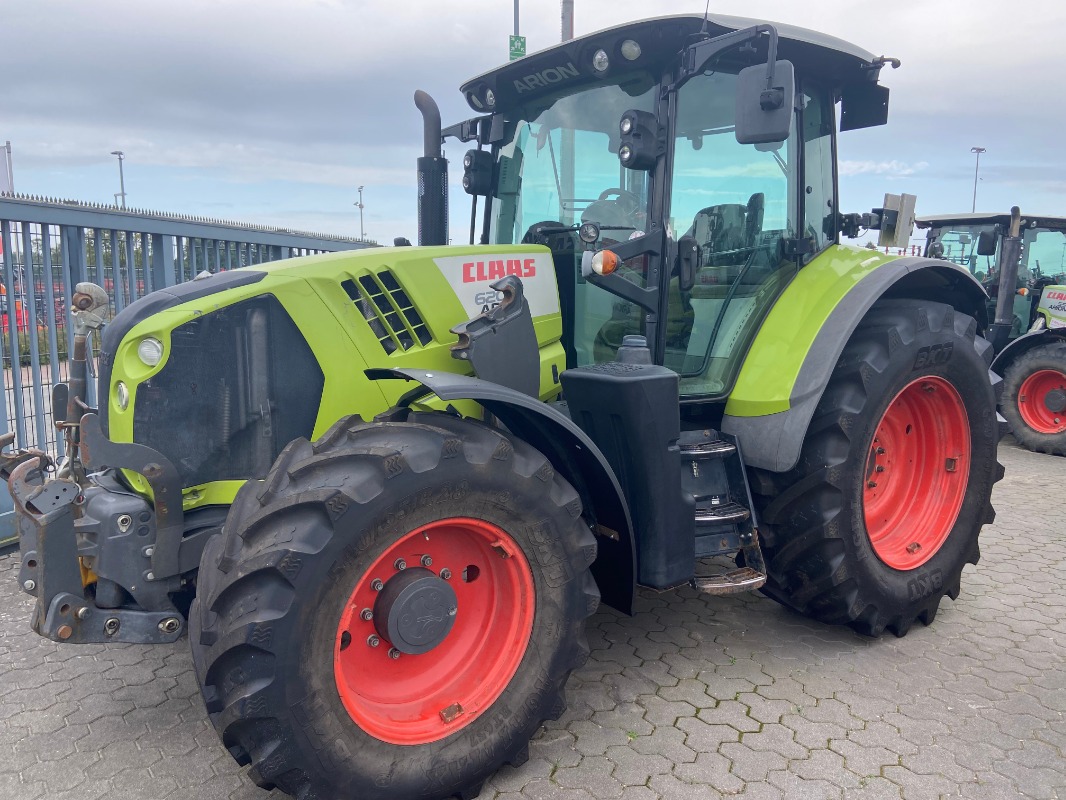 CLAAS Arion 620 Cis - Traktor