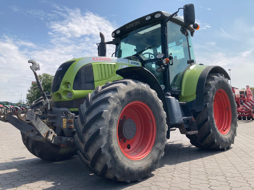 CLAAS Arion 640 CIS - Traktor