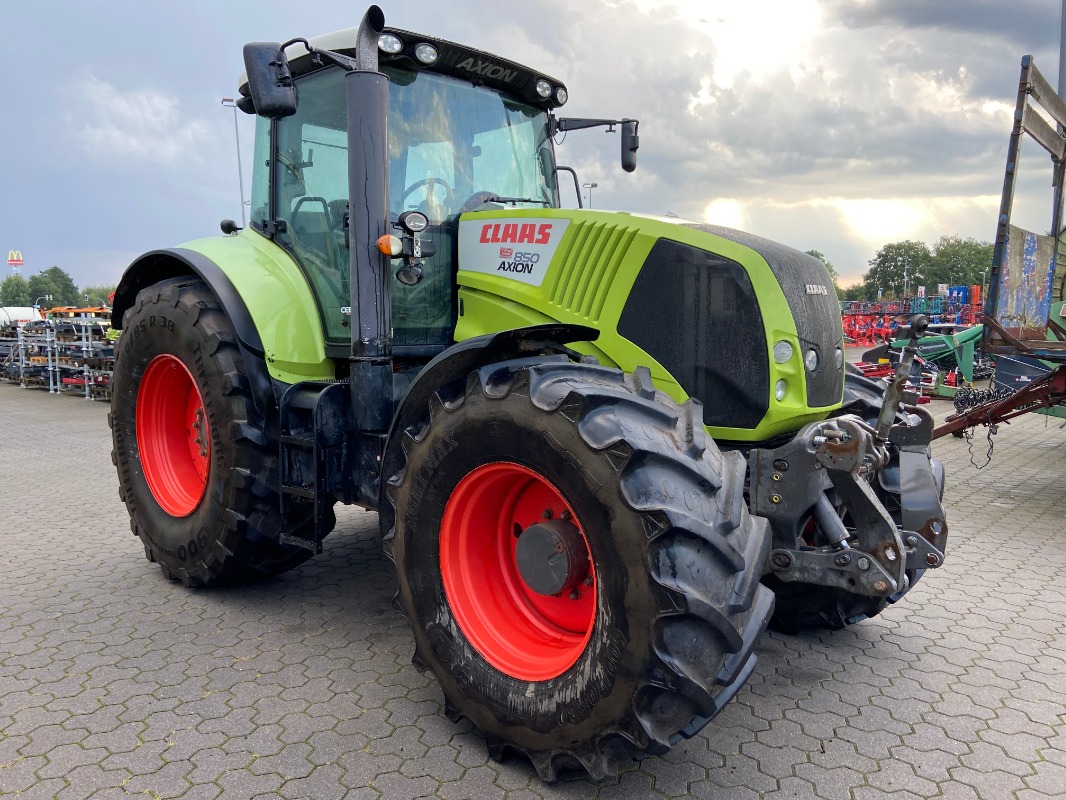 CLAAS Axion 850 CEBIS Hexashift - Traktor