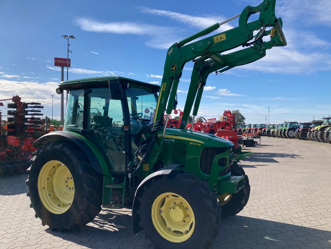 John Deere 5070 M - Tracteur