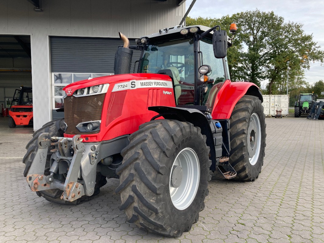 Massey Ferguson 7724S Dyna VT - Tracteur