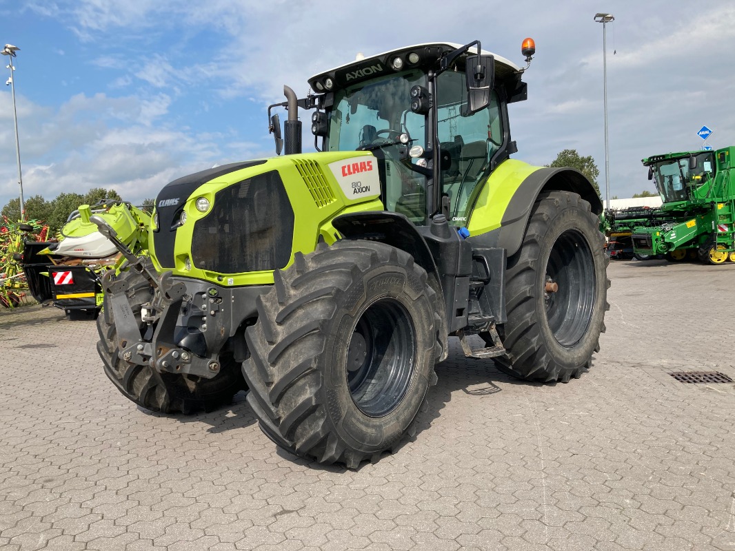 CLAAS Axion 810 CMatic Cebis - Traktor