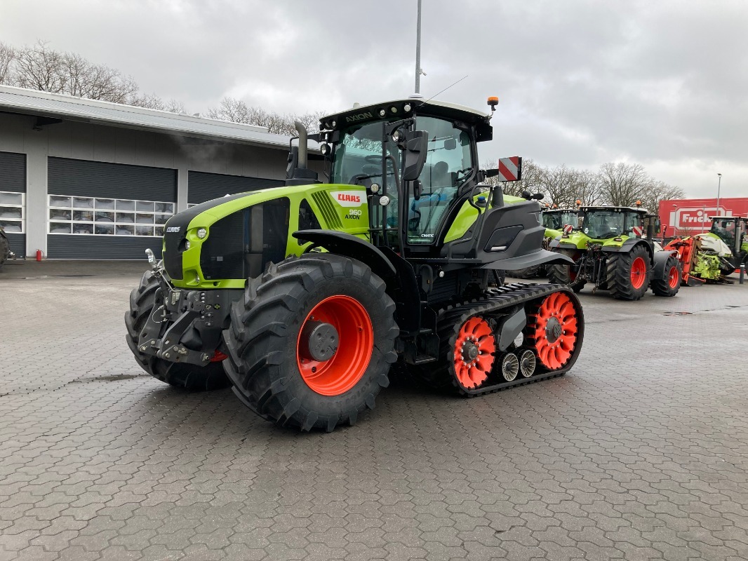 CLAAS Axion 960 Terra Trac CMATIC CEBIS - Tractor