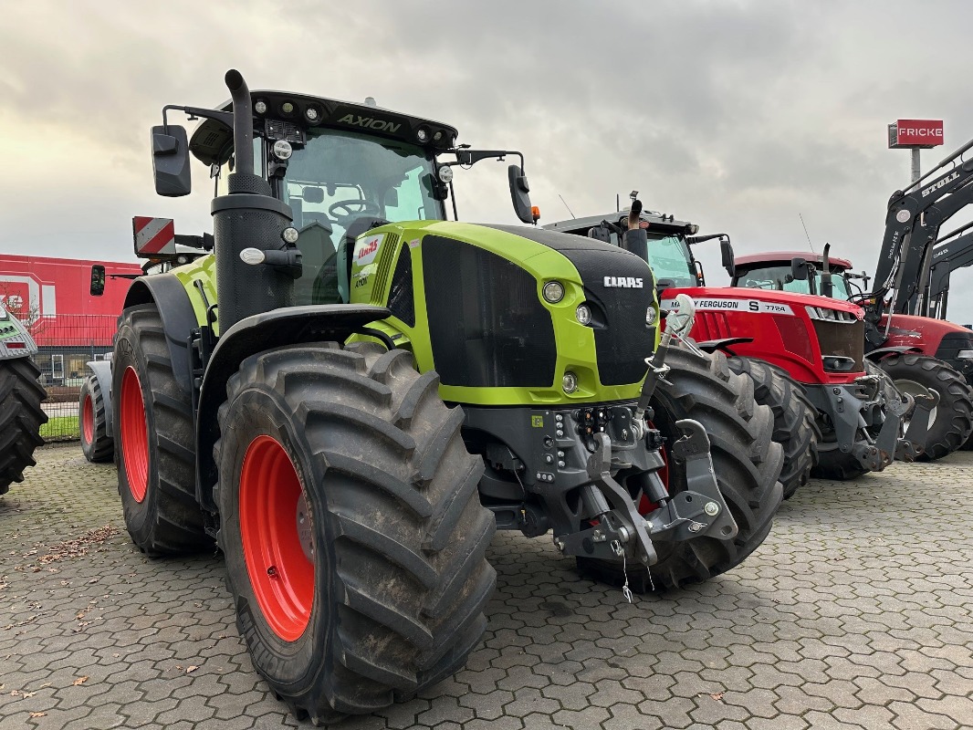 CLAAS Axion 960 CMATIC - Traktor