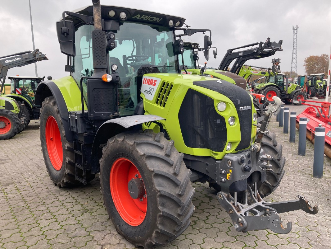 CLAAS Arion 510 Cis Hexashift - Traktor