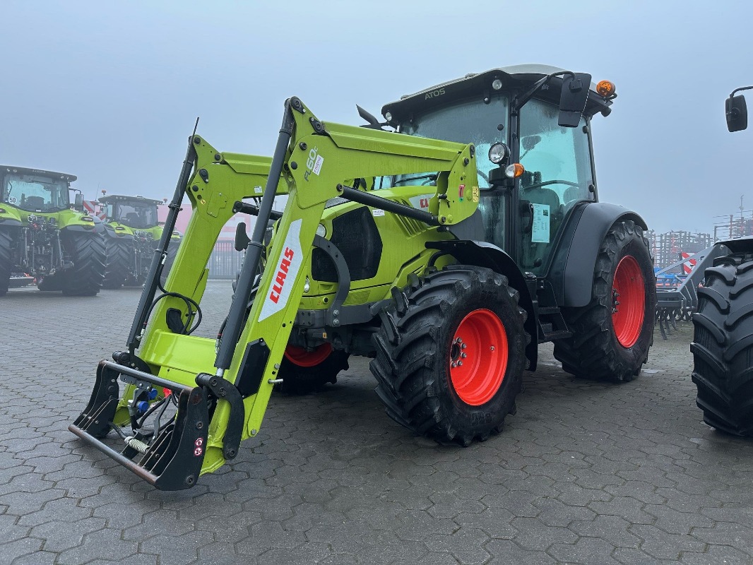 CLAAS Atos 220 - Traktor