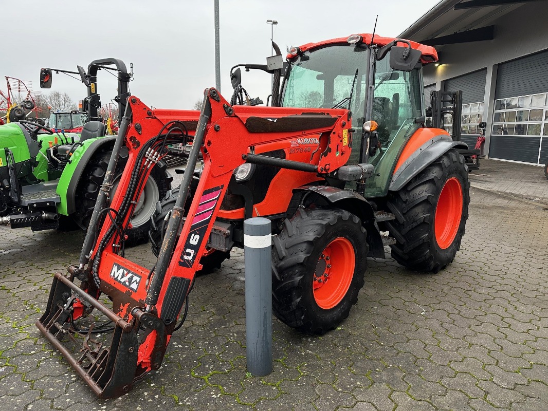 Kubota M 7040 - Traktor