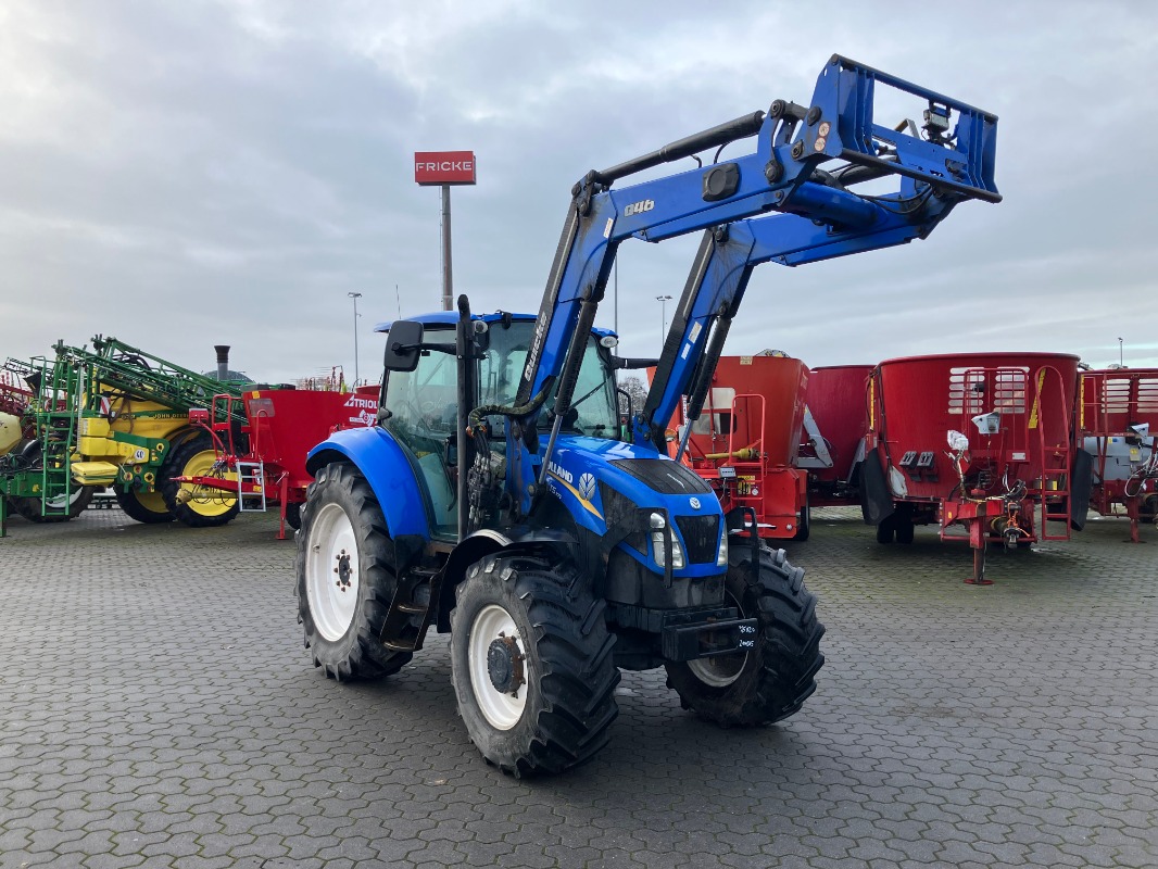 New Holland T 5.105 - Traktor