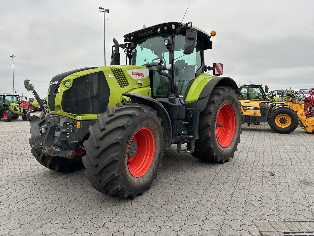 CLAAS Axion 810 CMATIC CEBIS - Traktor