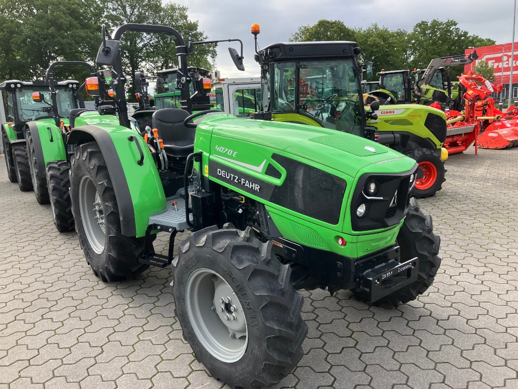 Deutz-Fahr 4070 E - Traktor