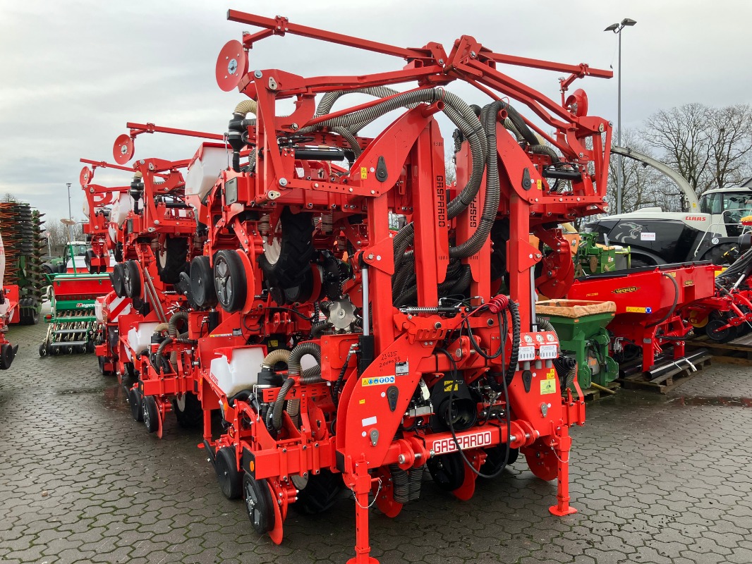 Maschio Chrono 508 8-reihig + Fronttank PA1 - Sowing technique - Single Graingert