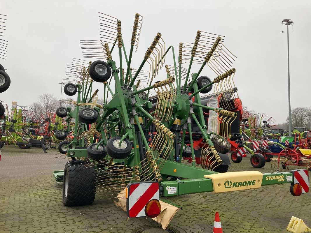 Krone Swadro TC 1370 - Tecnología de pastoreo + tecnología de cosecha de forraje - Rastrillo