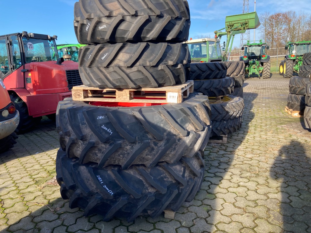 Trelleborg 420/70R24 & 540/65R38 - Räder + Reifen + Felgen - Komplettradsatz