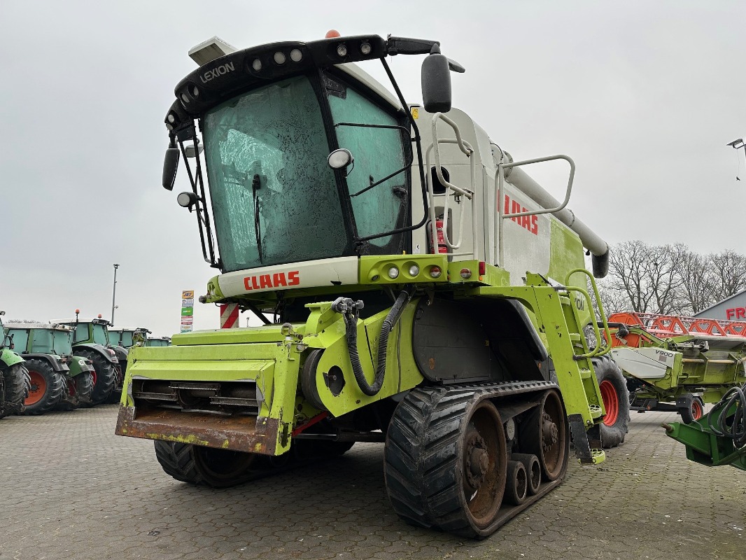 CLAAS Lexion 670 TT Allrad - Mähdrescher